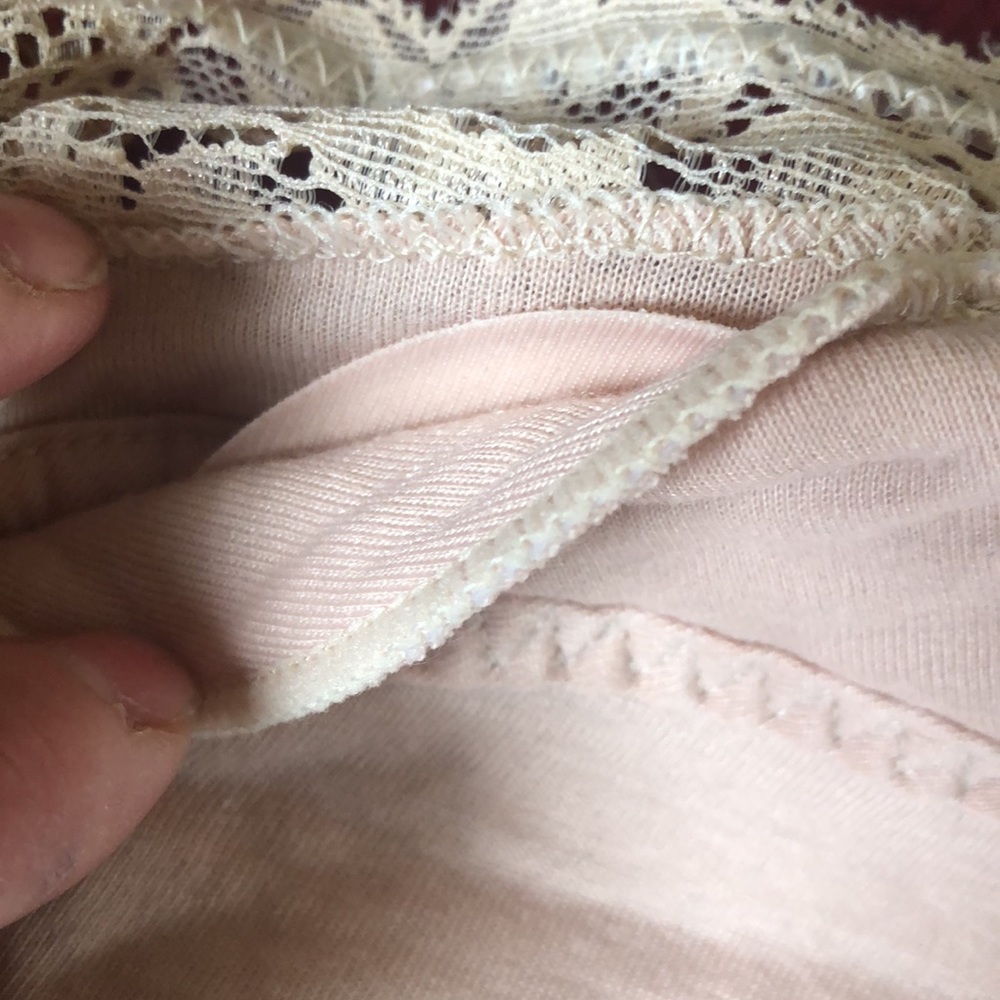 Brand new with no tags Rhonda Shear lace trimmed bras. Size small - Picture 12 of 12